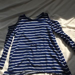 ★Cute btween off the shoulder long sleeve shirt★